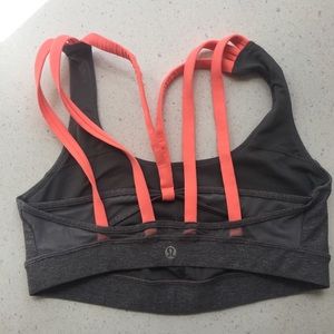 LULULEMON Sprots Bra
